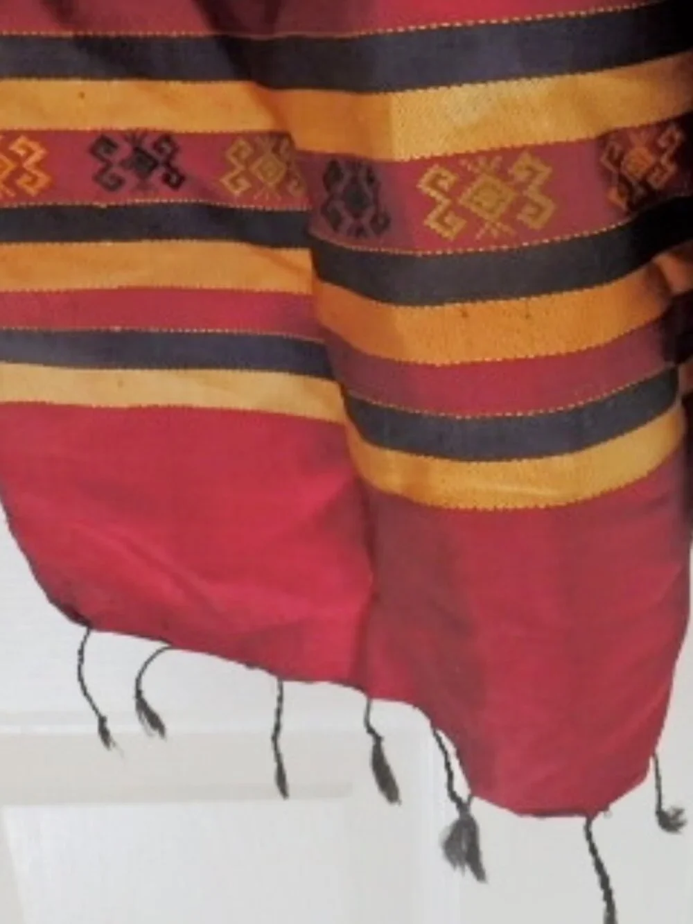 BEAUTIFUL INDONESIAN SUMBA SCARF